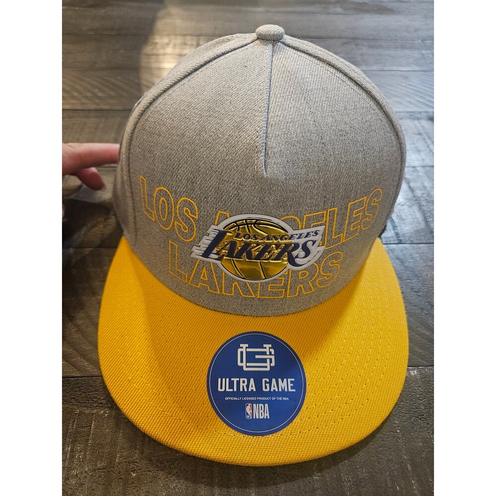 NWT Ultra Game SnapBack Los Angeles Lakers Grey Yellow Baseball Cap Hat
